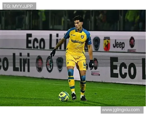 弗洛西诺内主场迎战那不勒斯期待精彩对决与激烈竞争 弗洛西诺内主场迎战那不勒斯期待精彩对决与激烈竞争