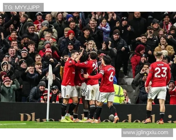 足总杯激战回顾曼联与阿森纳的经典对决与精彩瞬间分析